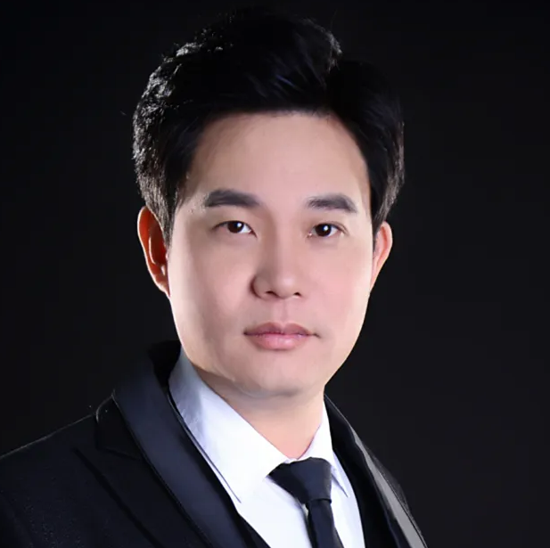 王新龙
